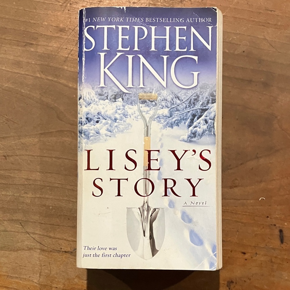 Stephen King Lisey's Story vintage paperback edition